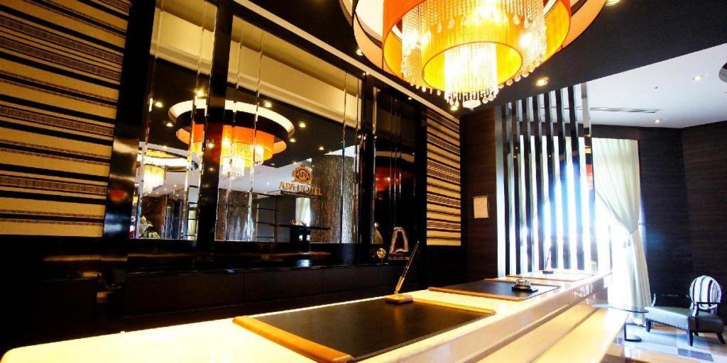 Apa Hotel Chiba Inzaimakinohara-Ekimae Narita Kültér fotó
