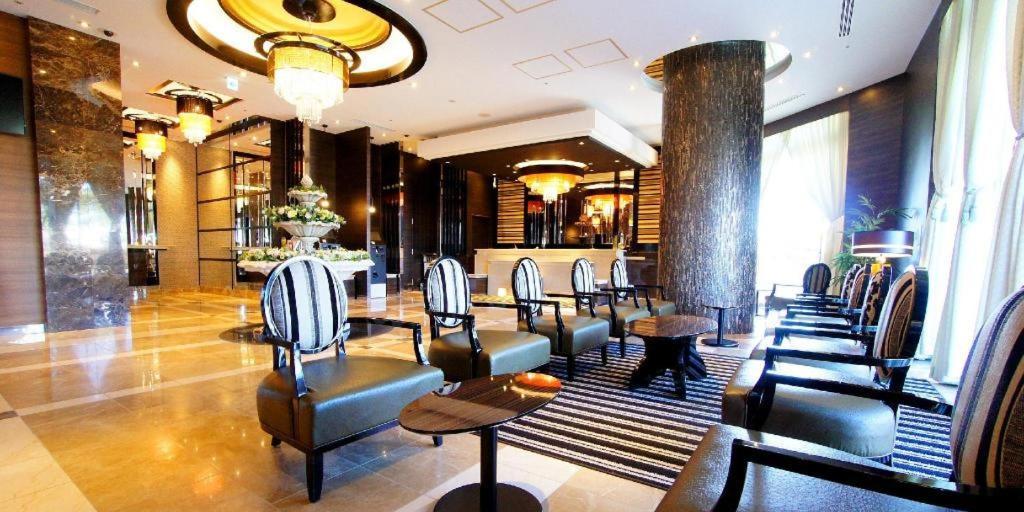 Apa Hotel Chiba Inzaimakinohara-Ekimae Narita Kültér fotó