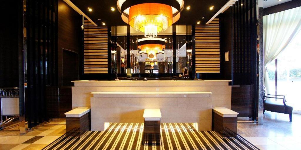Apa Hotel Chiba Inzaimakinohara-Ekimae Narita Kültér fotó